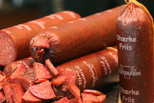 Stærke Friis spegepølse, hel